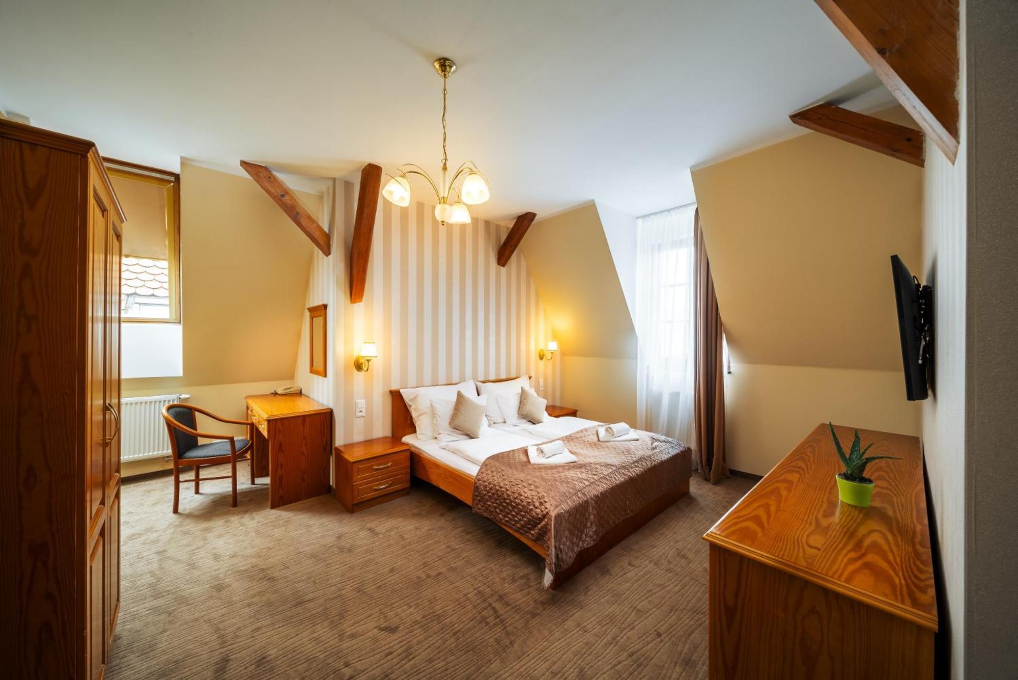 Hotel U Leva Levoča Dış mekan fotoğraf