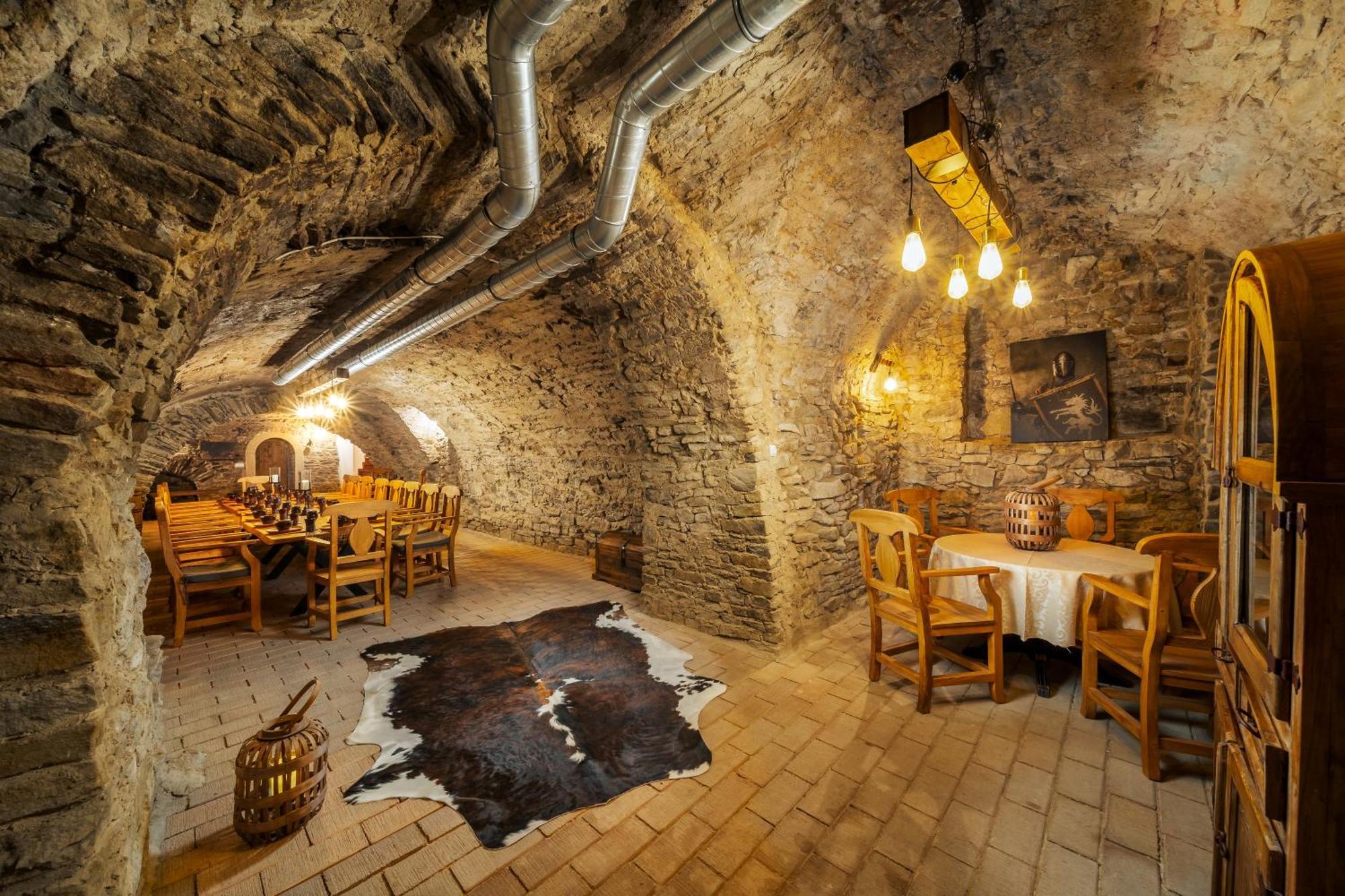 Hotel U Leva Levoča Dış mekan fotoğraf